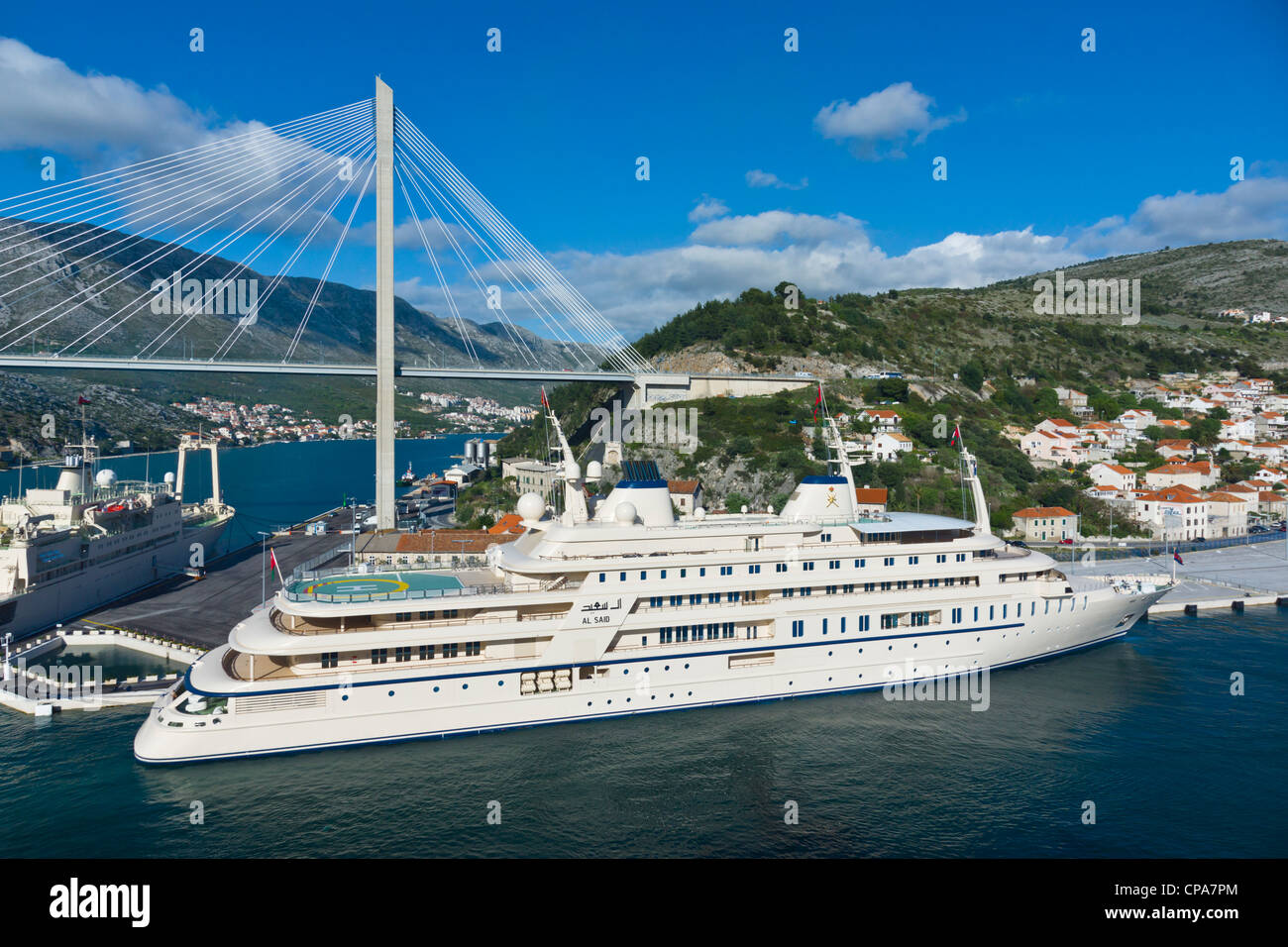 Die Superyacht Al Said des Sultans von Oman, Qaboos bin Said al Said ...