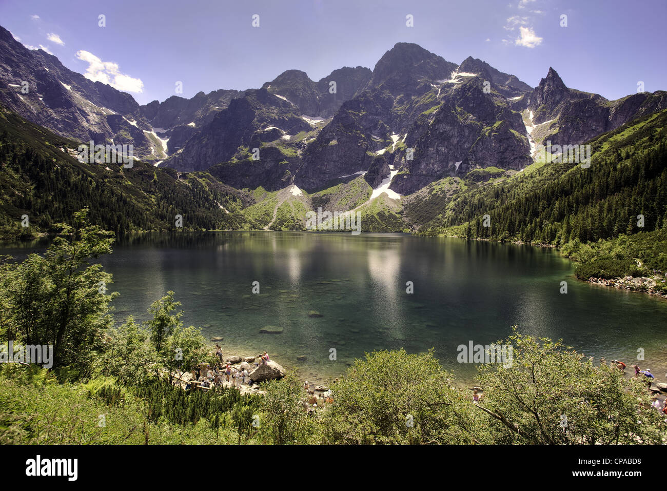 Morskie Oko ist der größte und vierten tiefste See in der hohen Tatra. Es liegt in der geringeren Polen Woiwodschaft. Stockfoto