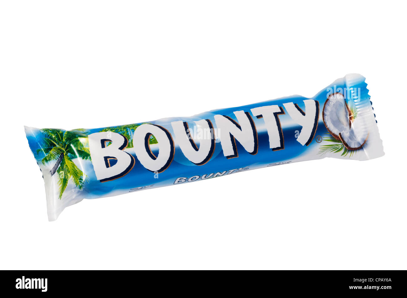 Ein Bounty Kokos Schokoriegel auf weißem Hintergrund Stockfoto