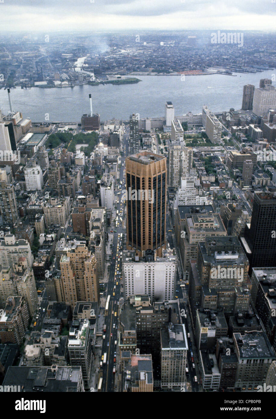 New Yorker Skyline, Foto vom Empire State Building, August 1981. Stockfoto