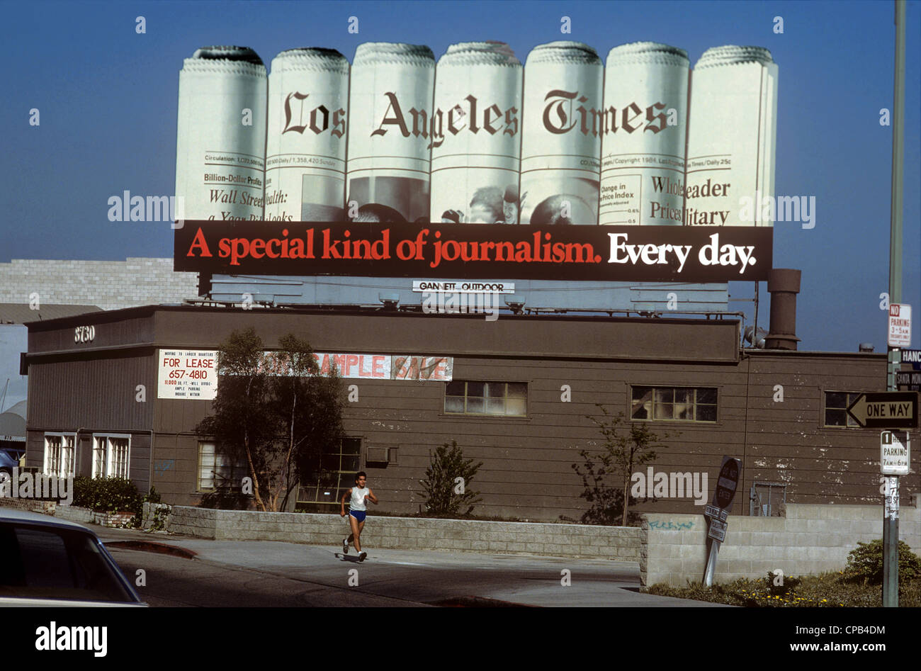 Los Angeles Times Plakatwand in Los Angeles, CA ca. 1984 Stockfoto