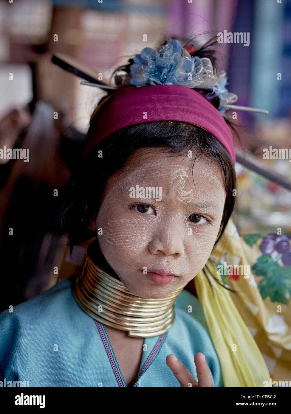 Lange Hals (Kayan) Hill Tribe Kind von Nord-thailand. Chiang Mai Provinz. Ländliche Thailand Menschen S.E. Asien. Bergstämme Stockfoto