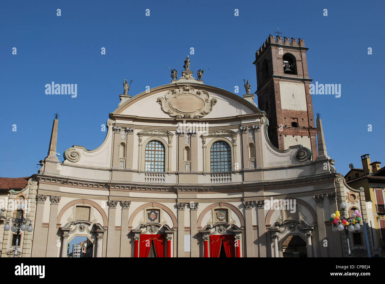 Barocke Kathedrale Fassade auf Sky, Vigevano, Pavia, Italien Stockfoto