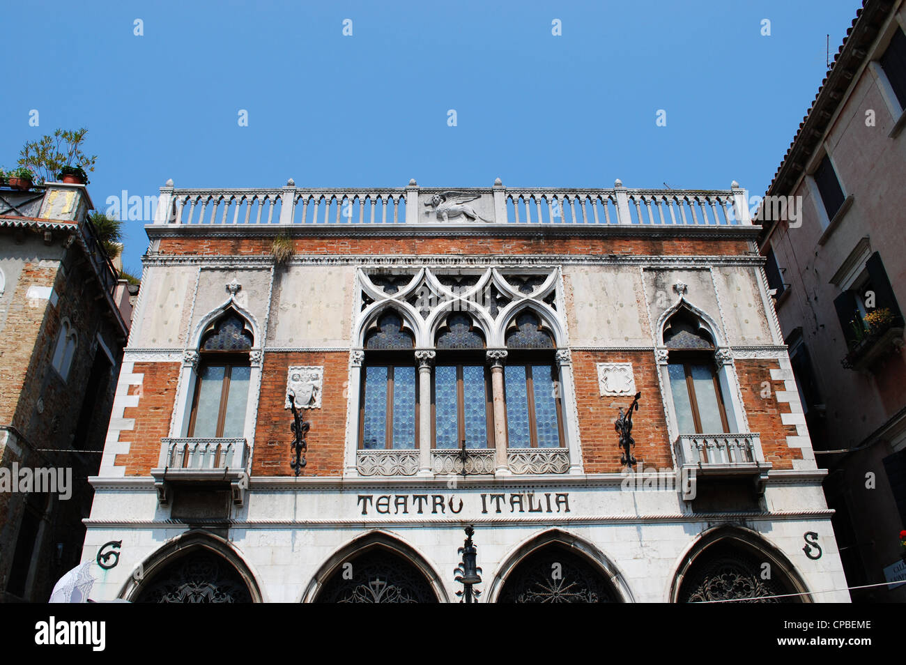 Italia-Theater-Fassade in Venedig, Italien Stockfoto