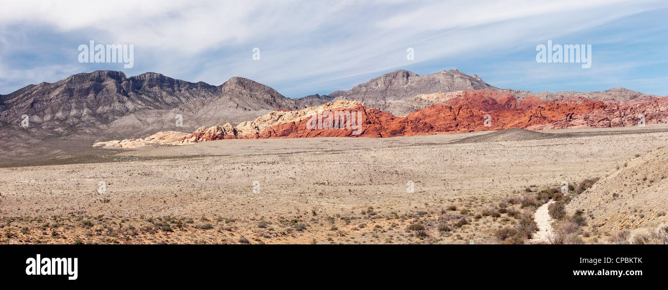 Calico Berg in Red Rock Naturschutzgebiet nördlich von Las Vegas Nevada.  Sandstein-Formationen in der Wüste. Foto neu zu entfachen. Stockfoto