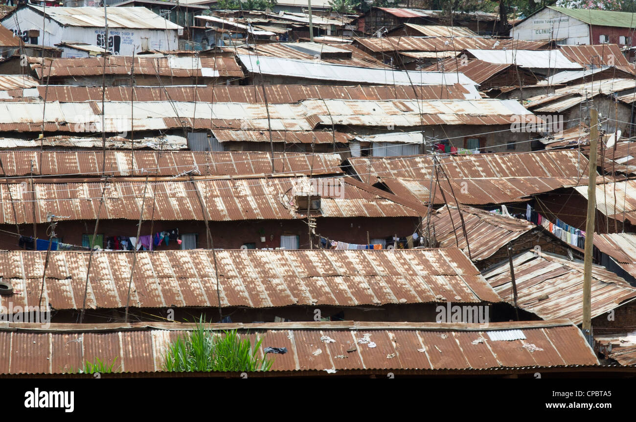 Laken-Metall-Dächer in Kibera Slum, Nairobi, Kenia. Stockfoto