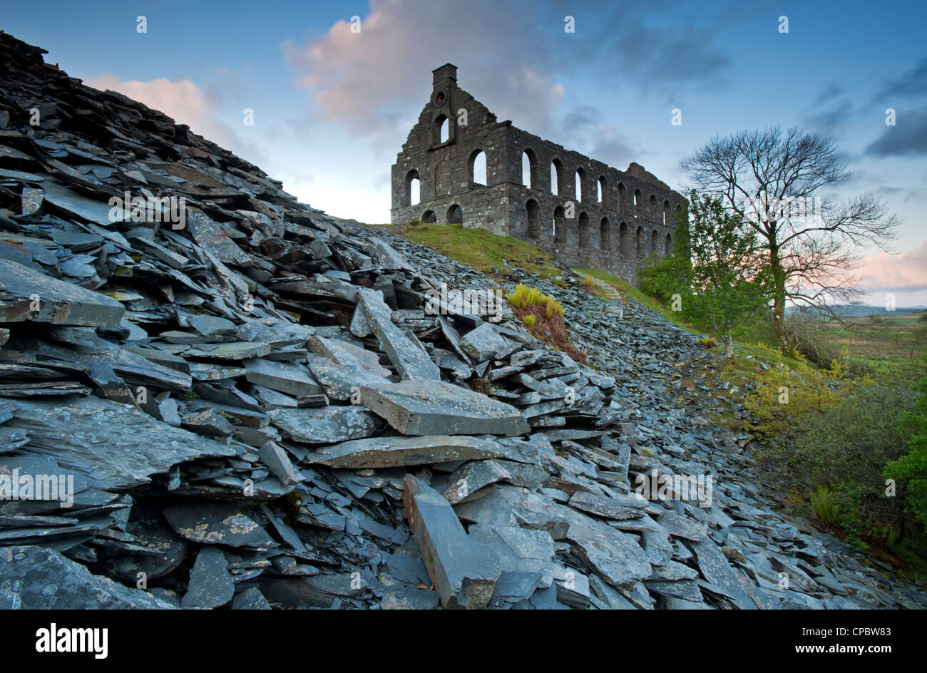 Ynys y Pandy stillgelegten Schiefer Mühle, Cwmystradllyn, Snowdonia-Nationalpark, Gwynedd, Nordwales, UK Stockfoto