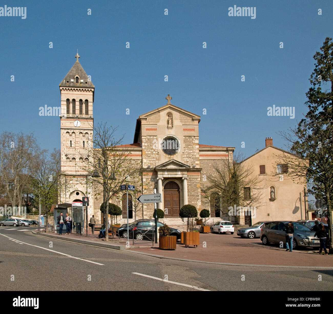 Paroisse de Sainte Foy Les Lyon Kirche im Ort Xavier Ricard St. Foy Les Lyon Frankreich Stockfoto