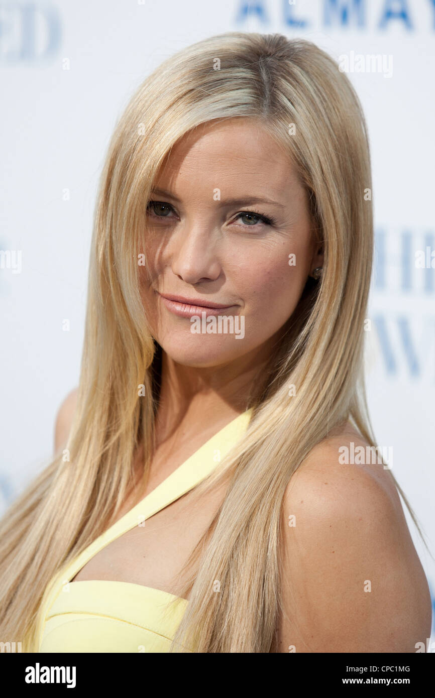 Kate Hudson kommt bei der Los Angeles Premiere von etwas an Graumans Chinese Theatre ausgeliehen. Stockfoto