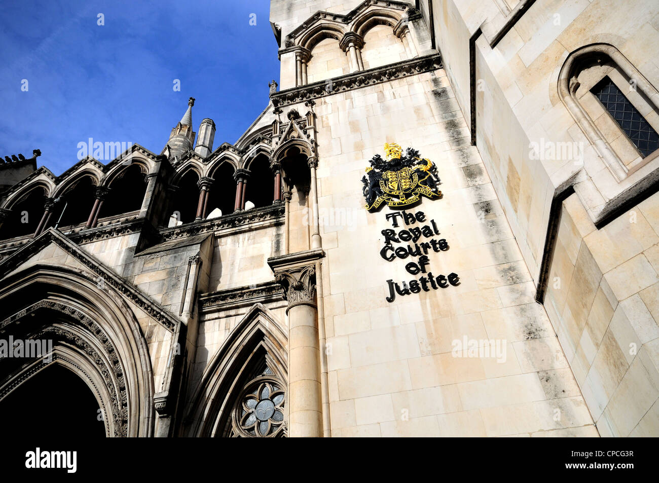 Den königlichen Höfen der Gerechtigkeit, der Strang-London Stockfoto