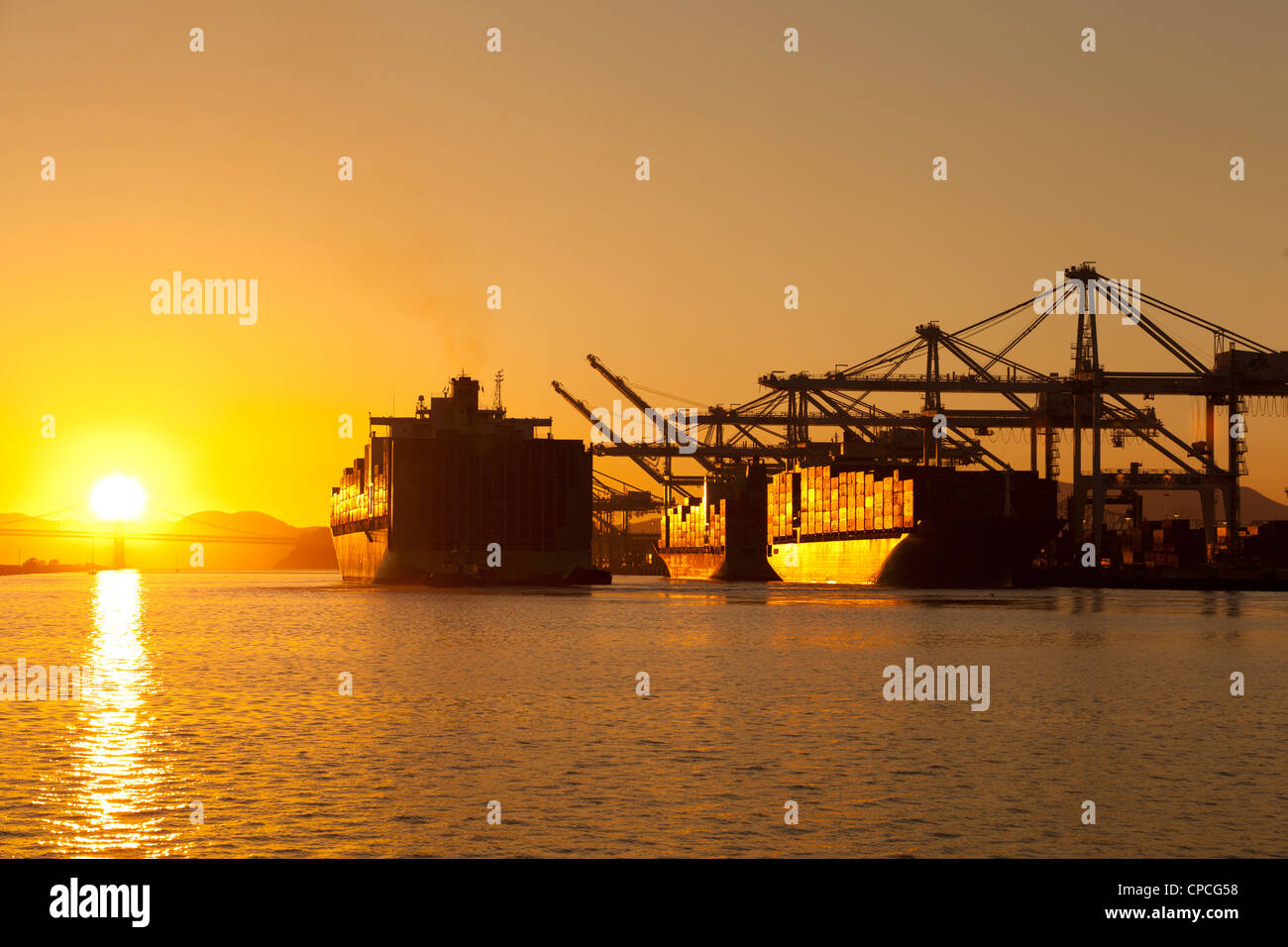 Container-Schiffe angedockt am Hafen - Oakland, Kalifornien USA Stockfoto