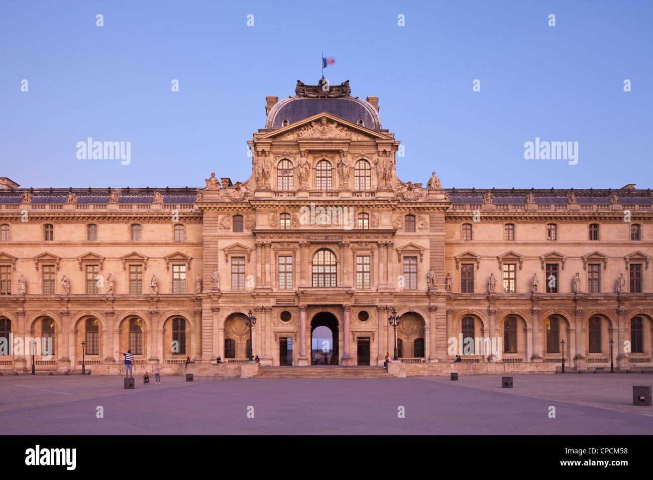 Pavillon im Louvre zu besudeln. Paris, Frankreich. Stockfoto