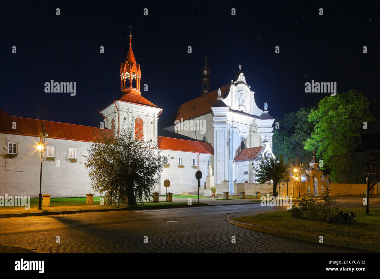 Baroque church and monastery built in the XVII century in Krasnobrod, Poland. Stockfoto