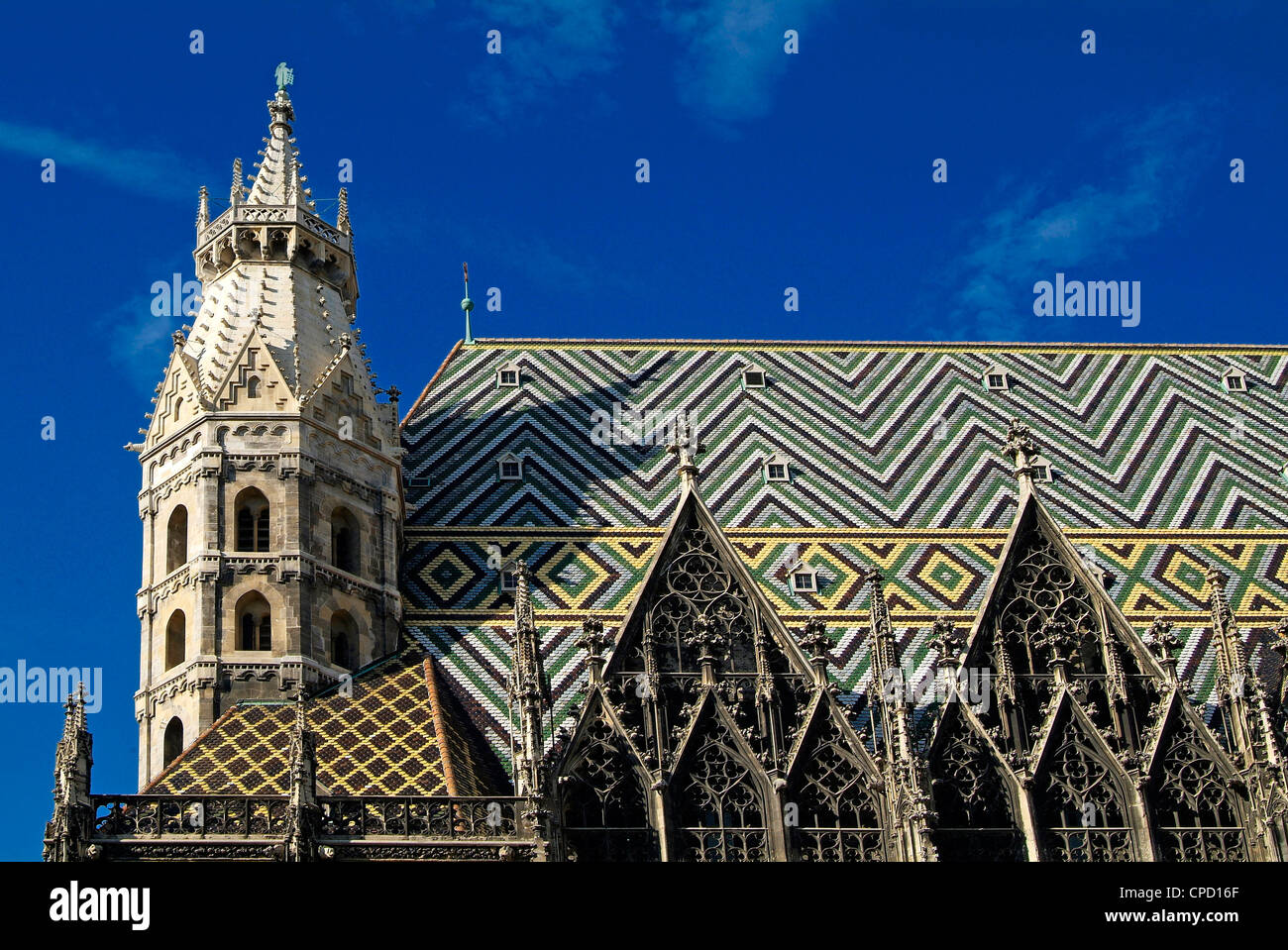 Dach des Stephansdoms, UNESCO-Weltkulturerbe, Wien, Österreich, Europa Stockfoto