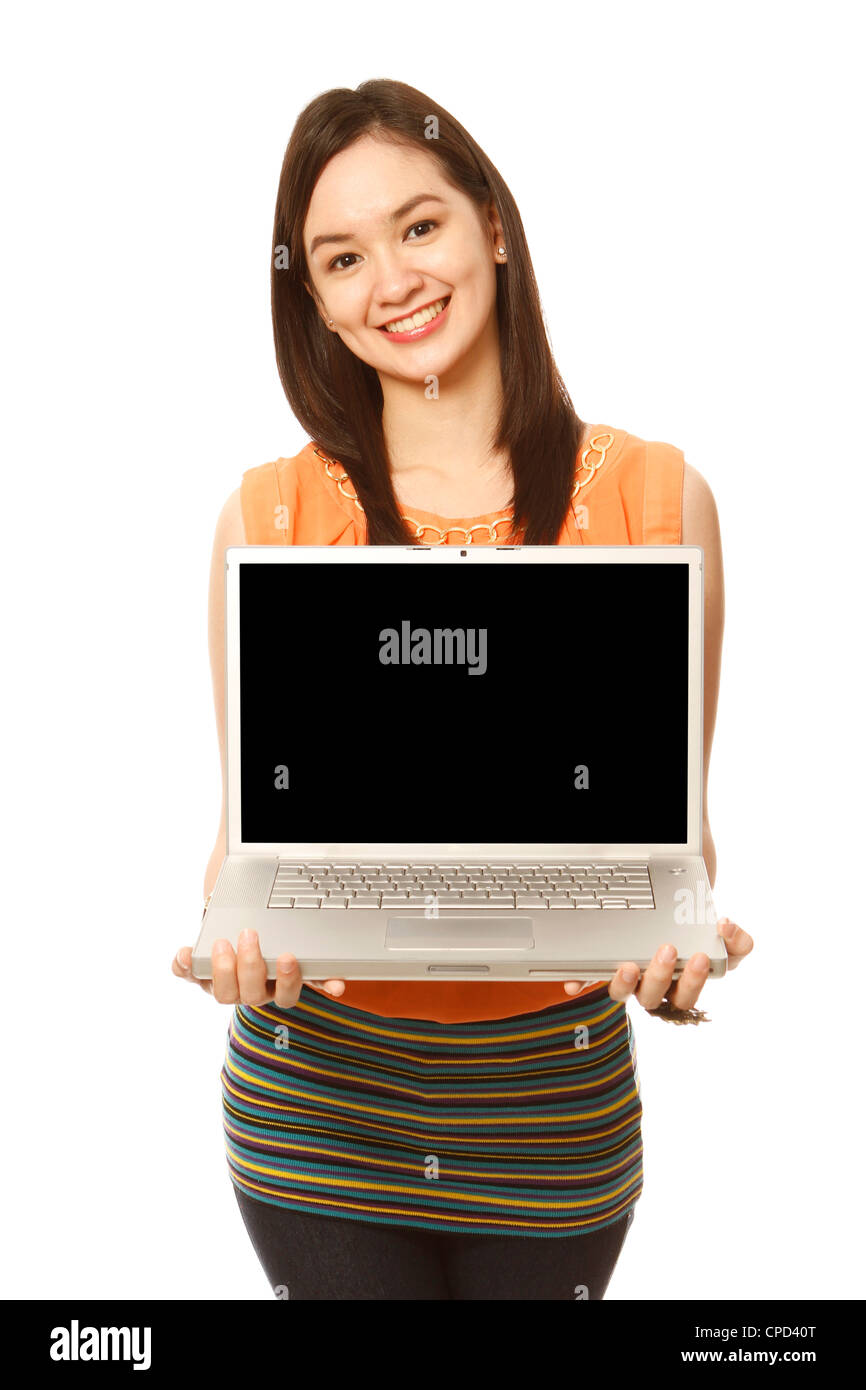 Junge Frau mit einem Laptop-Computer (auf weißem Hintergrund) Stockfoto