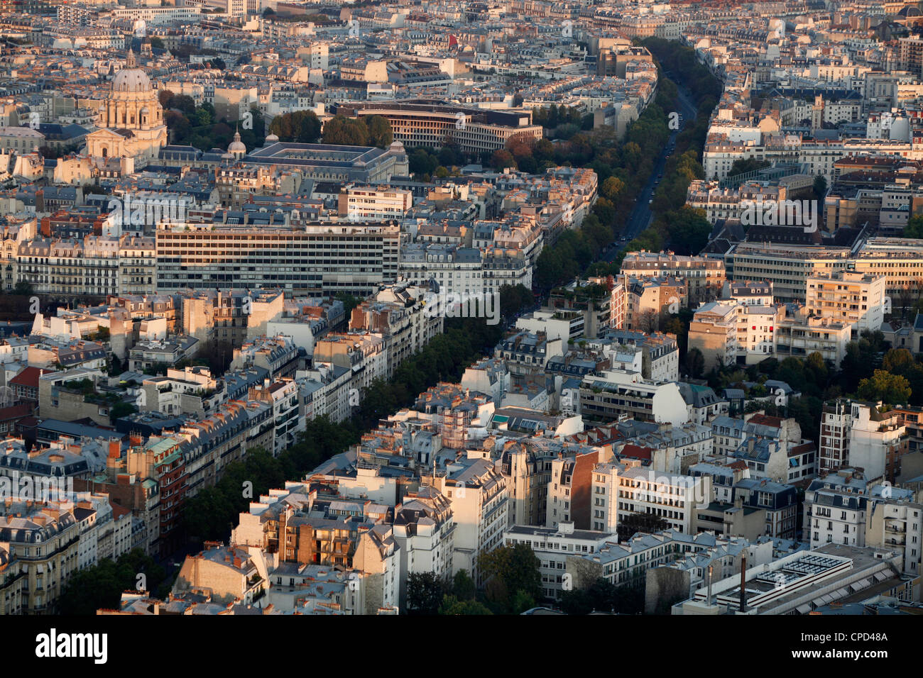 Luftaufnahme von Paris zeigt Boulevard Montparnasse, Paris, Frankreich, Europa Stockfoto