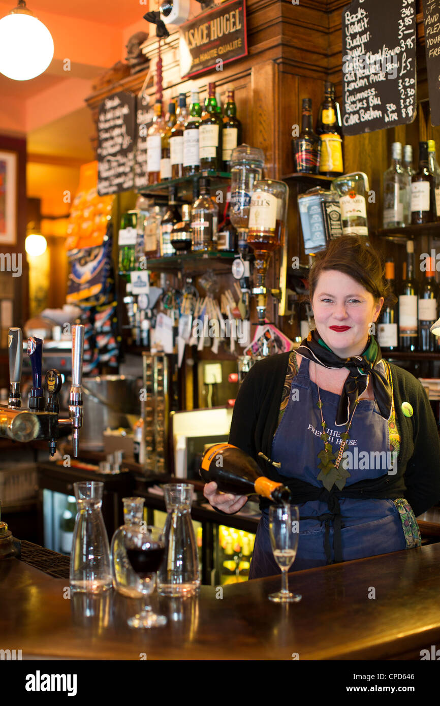 French House bar Soho London England UK Stockfoto