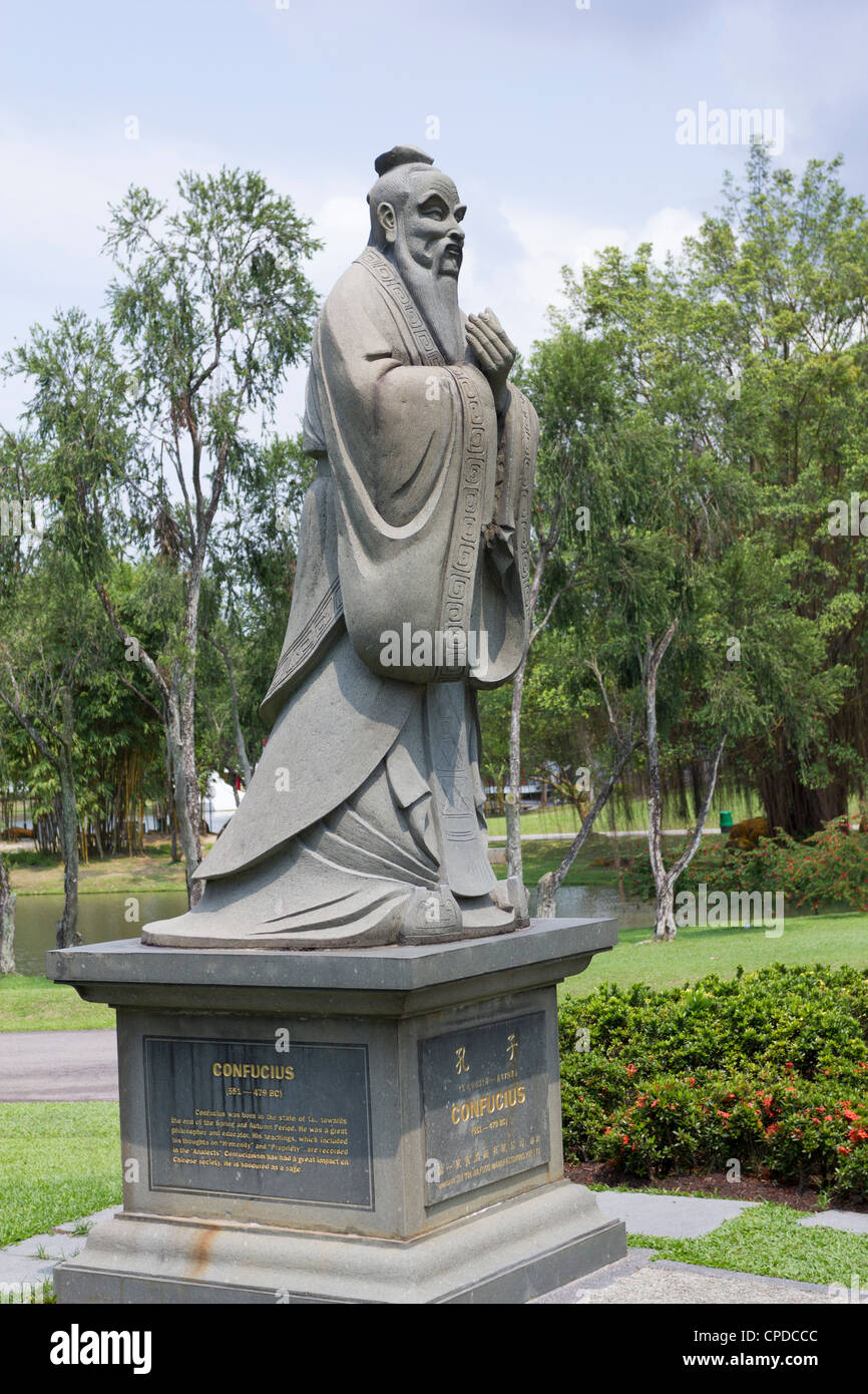 Statue von Konfuzius, chinesischer Garten, Singapur Stockfoto