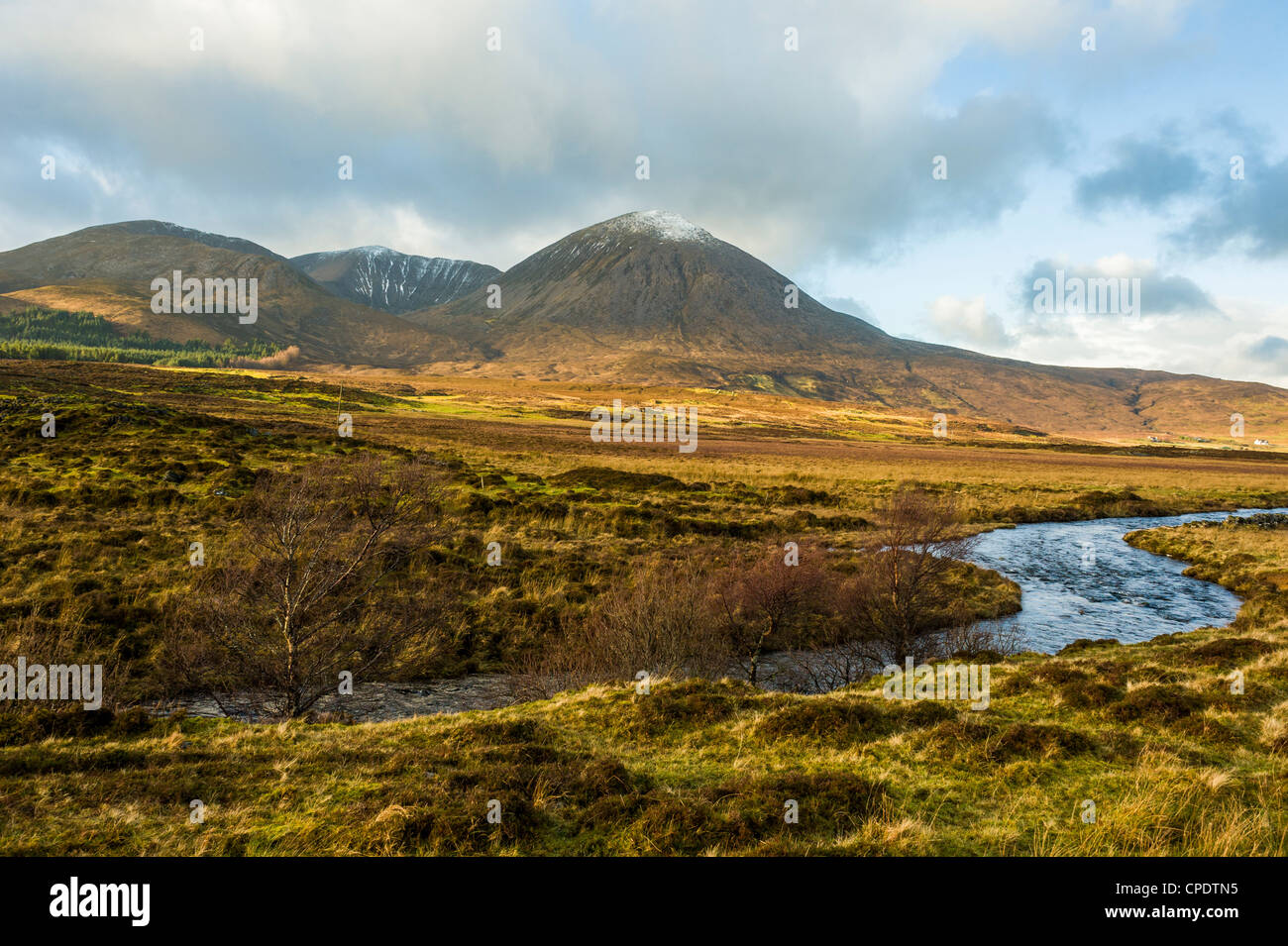 Bergige Ansicht, Straße nach Elgol, Isle Of Skye, Schottland, Großbritannien Stockfoto