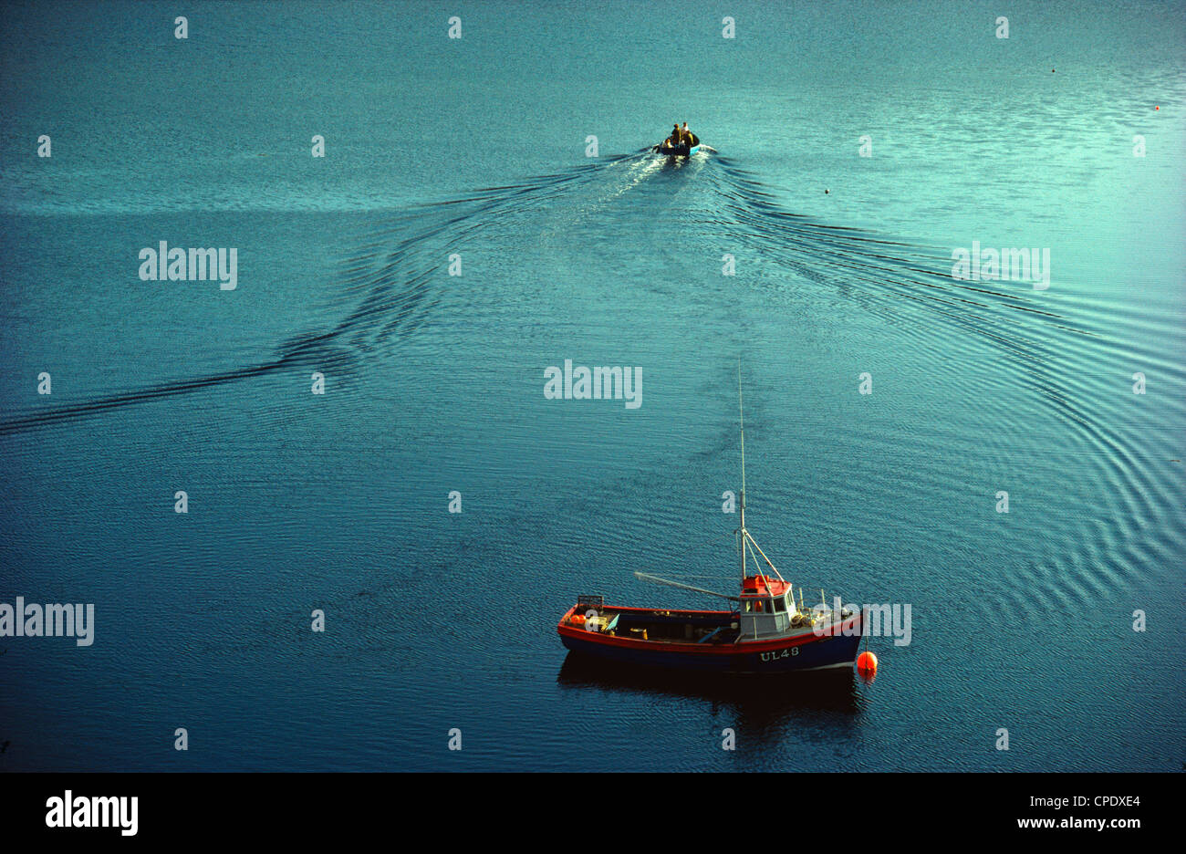Boote im Hafen von Kinlochbervie, Sutherland, Schottland Stockfoto