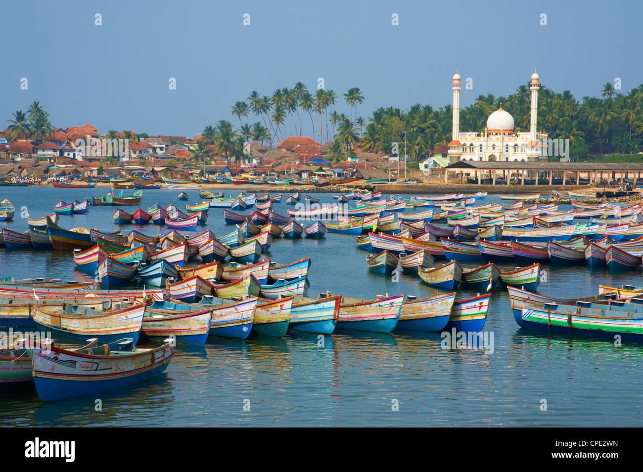 Vizhinjam, Fischerhafen in der Nähe von Kovalam, Kerala, Indien, Asien Stockfoto