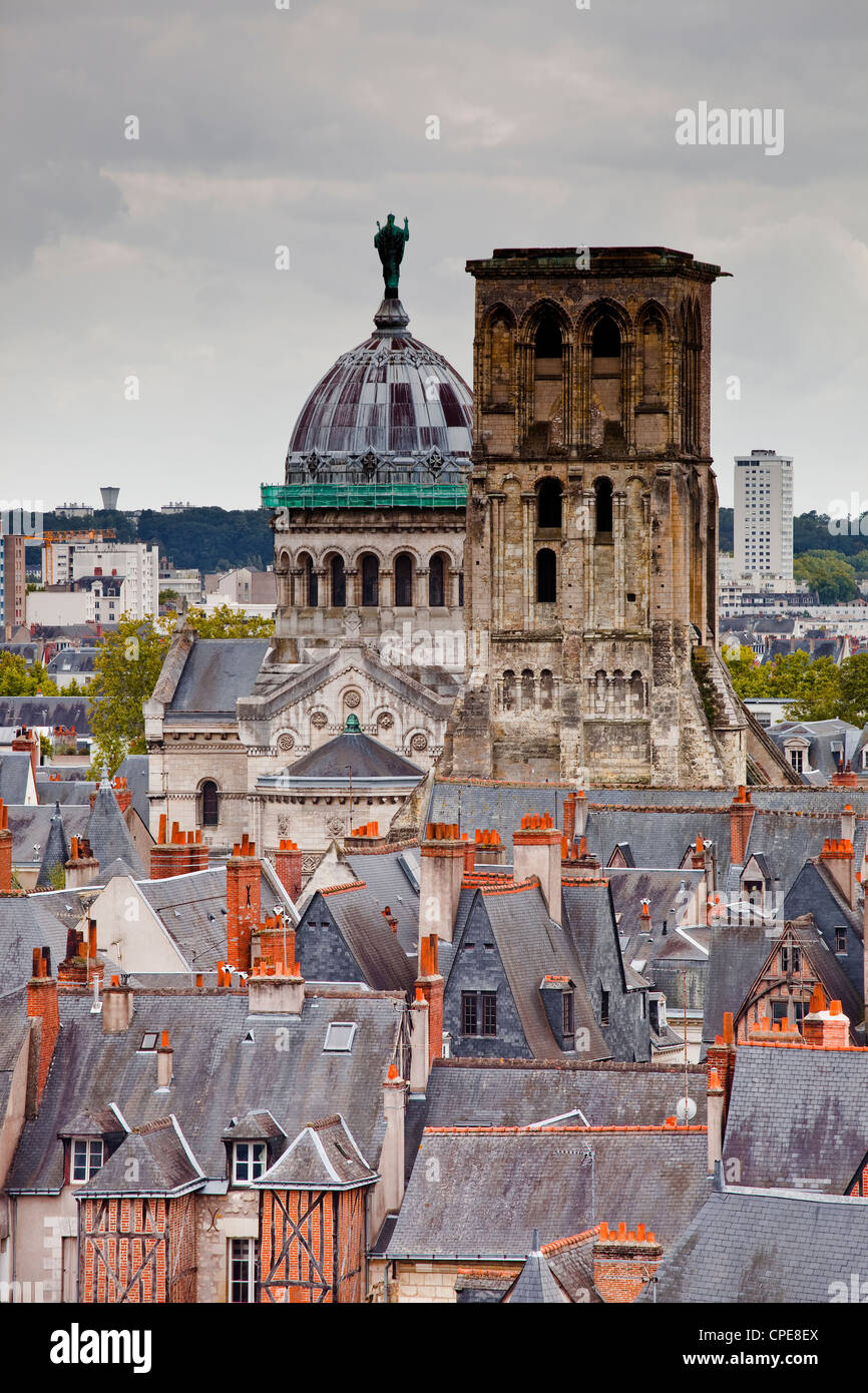 Karl der große und die Basilika St. Martin, Indre-et-Loire, Loire-Tal, Centre, Frankreich-Tour Stockfoto