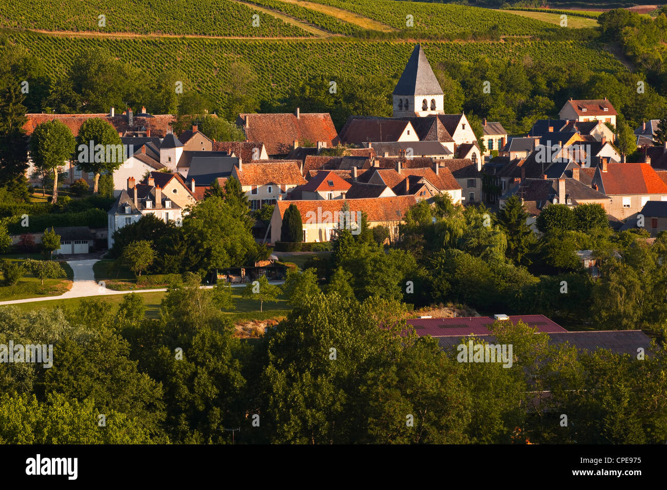 Das Dorf von Sury de Vaux in der Nähe der berühmten Weinberge von Sancerre, Cher, Loiretal, Frankreich, Europa Stockfoto