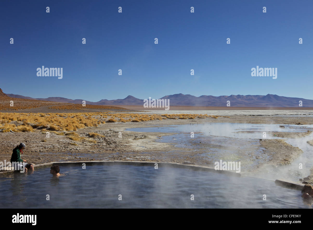 Heiße Quellen und Schlamm Becken, Salar de Uyuni, Bolivien, Südamerika Stockfoto