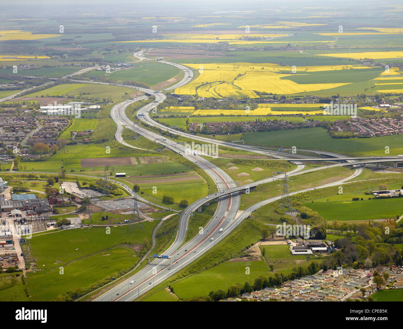 Das neue A1-M62 Autobahnkreuz bei Ferrybridge, in der Nähe von Pontefract, West Yorkshire, Nordengland Stockfoto