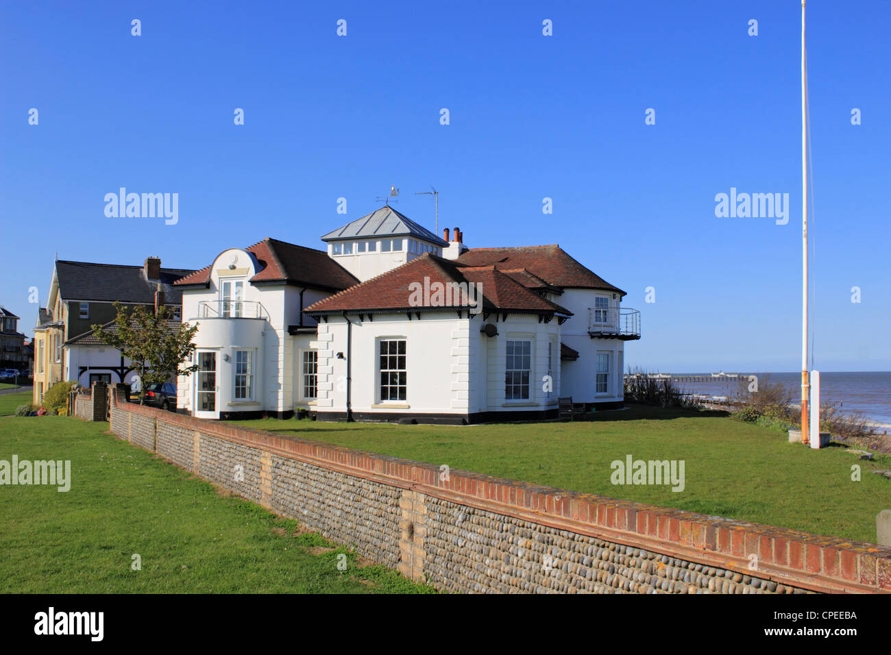 Großes Haus oberhalb des Strandes Southwold Suffolk England UK Stockfoto