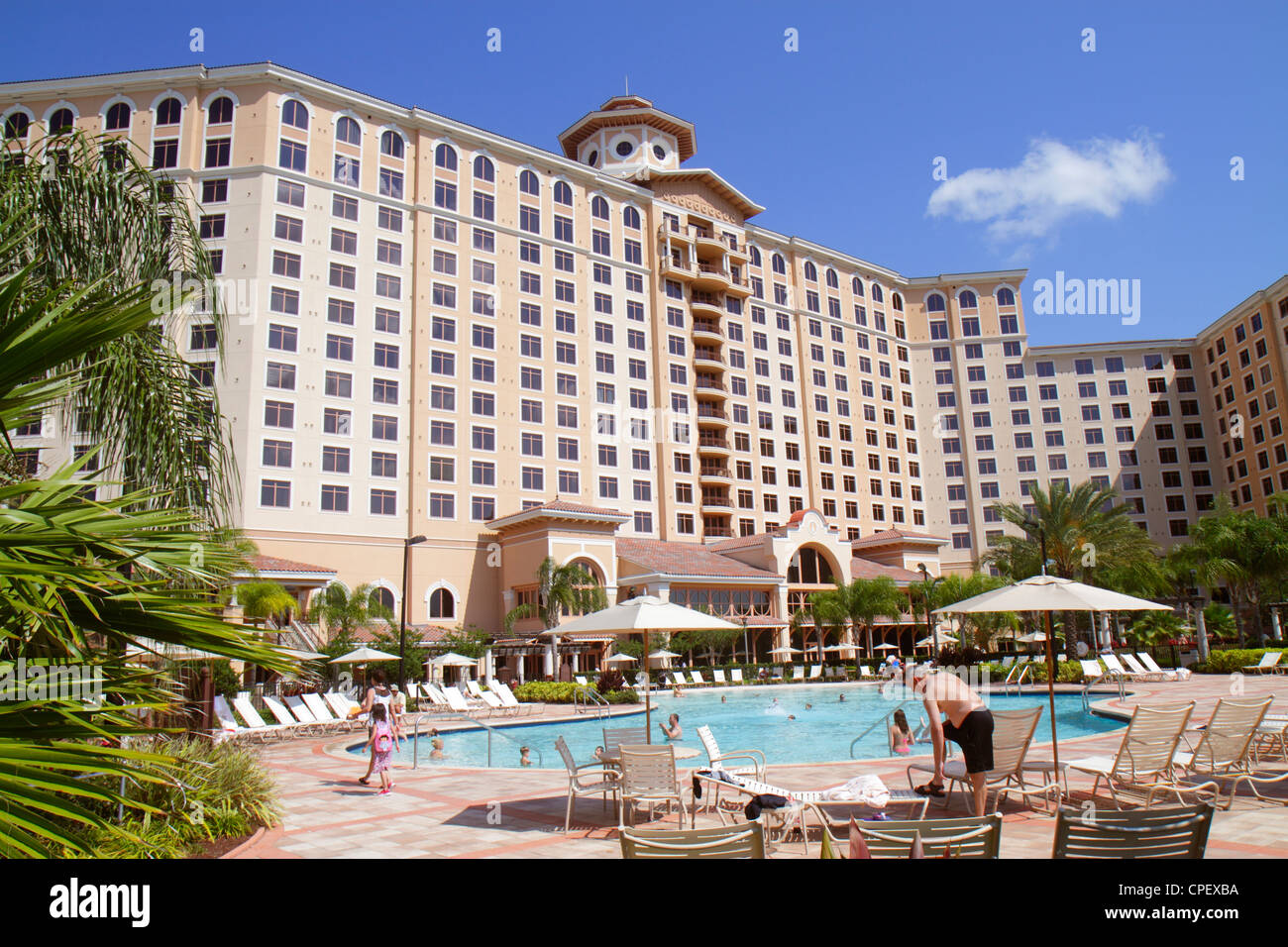 Orlando Florida, Rosen Shingle Creek Water, Hotelhotels, Motel Motels, Resort, Außenfront, Eingang, Grundstück, Swimmingpool, Männer Stockfoto