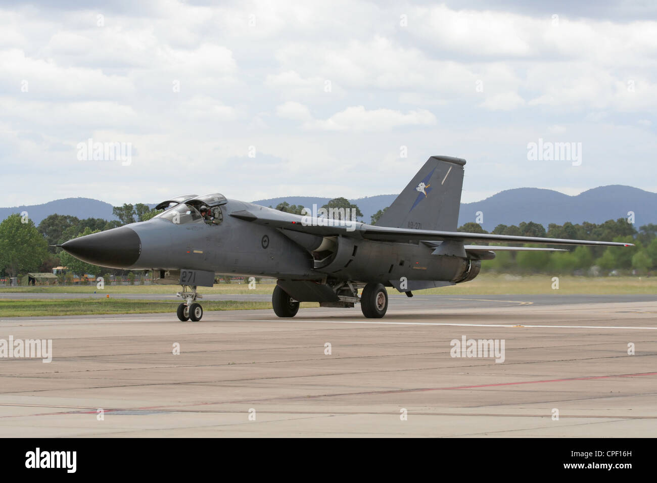 Royal Australian Air Force F-111 Bomber auf RAAF Base Richmond Stockfoto