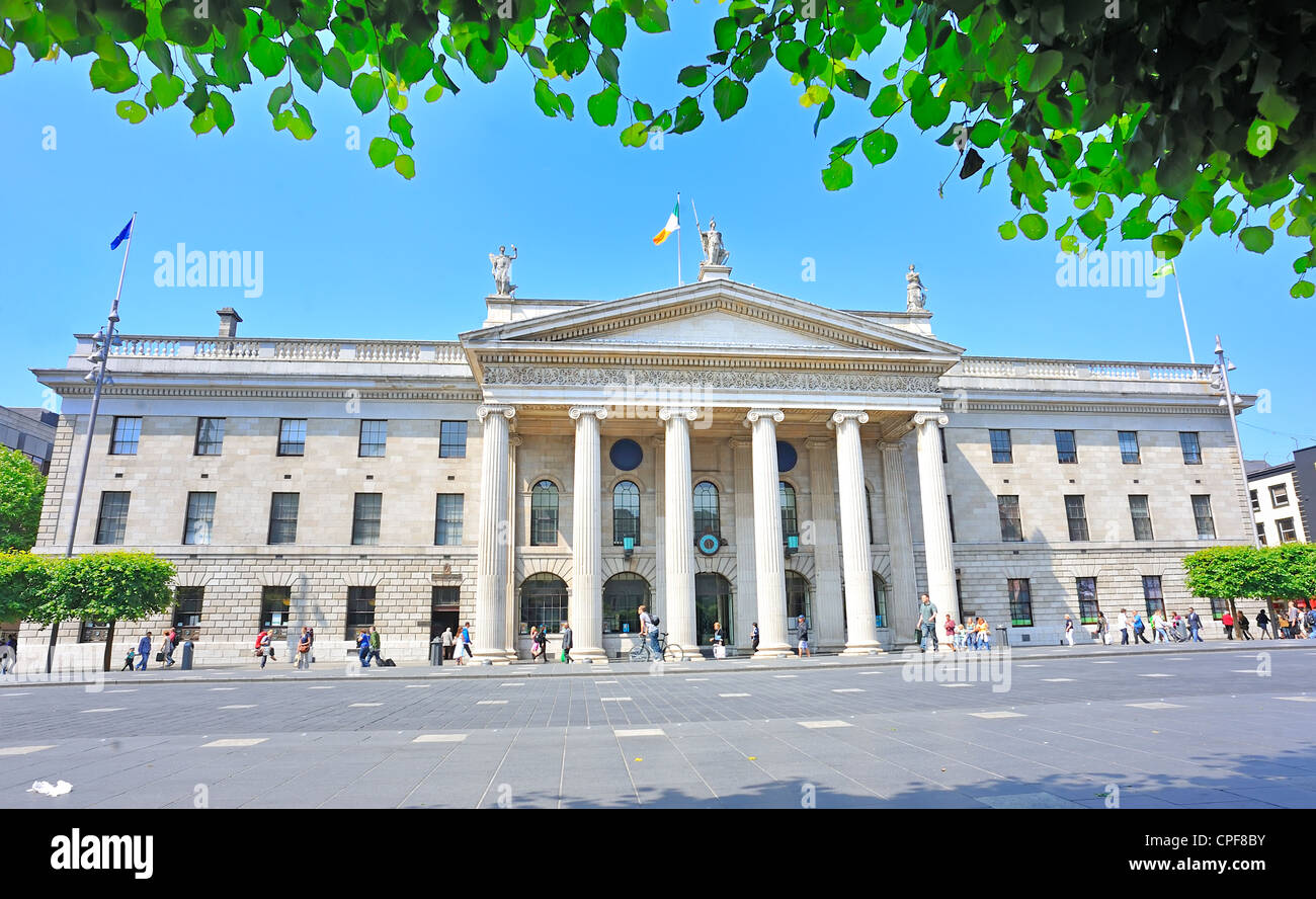 DUBLIN - Juni 4: Hauptpostamt 4. Juni 2011 in Dublin, Irland. Stockfoto