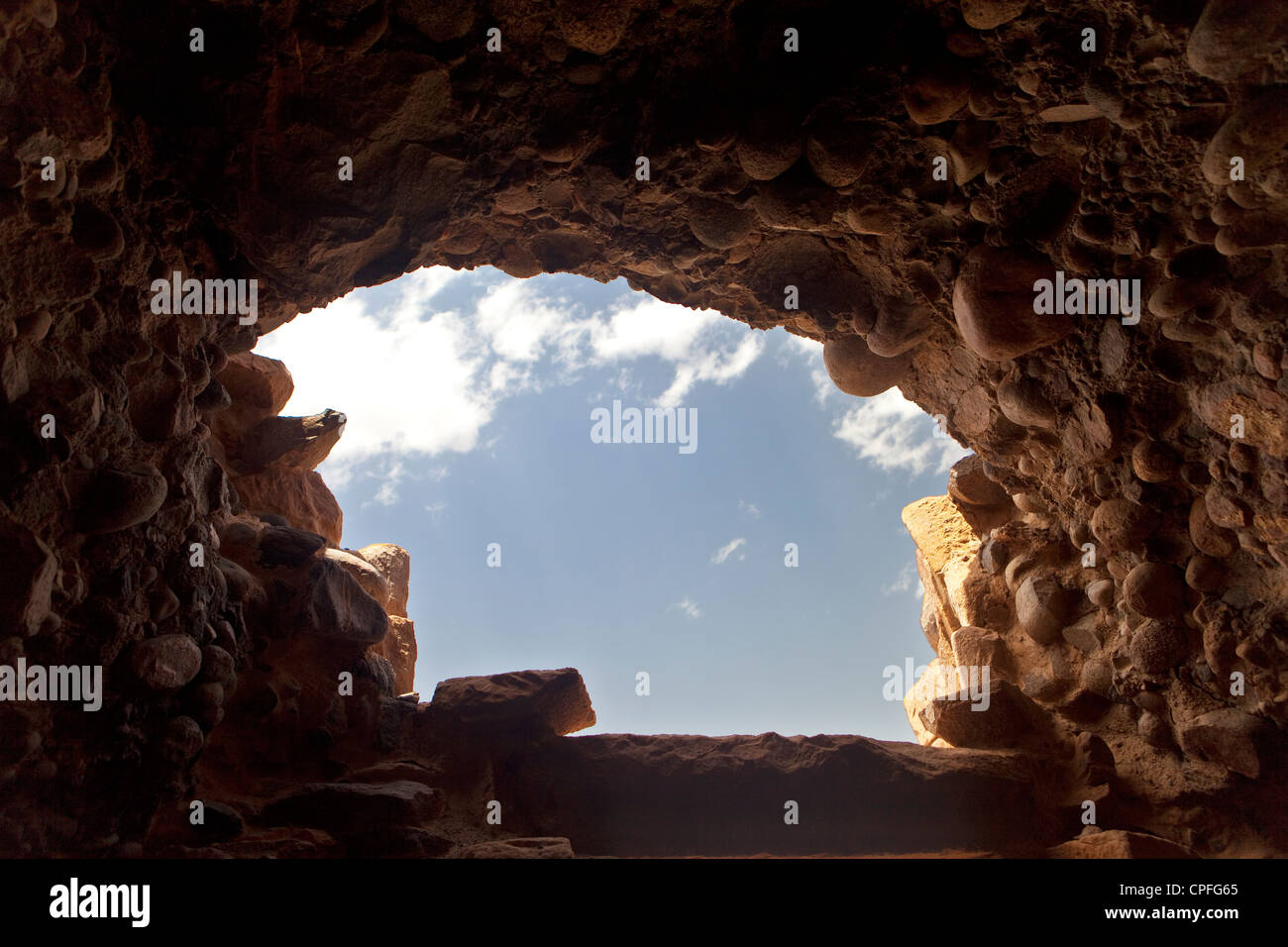 Viele der Höhle, am Toten Meer-Highway, Jordan, Westasien Stockfoto