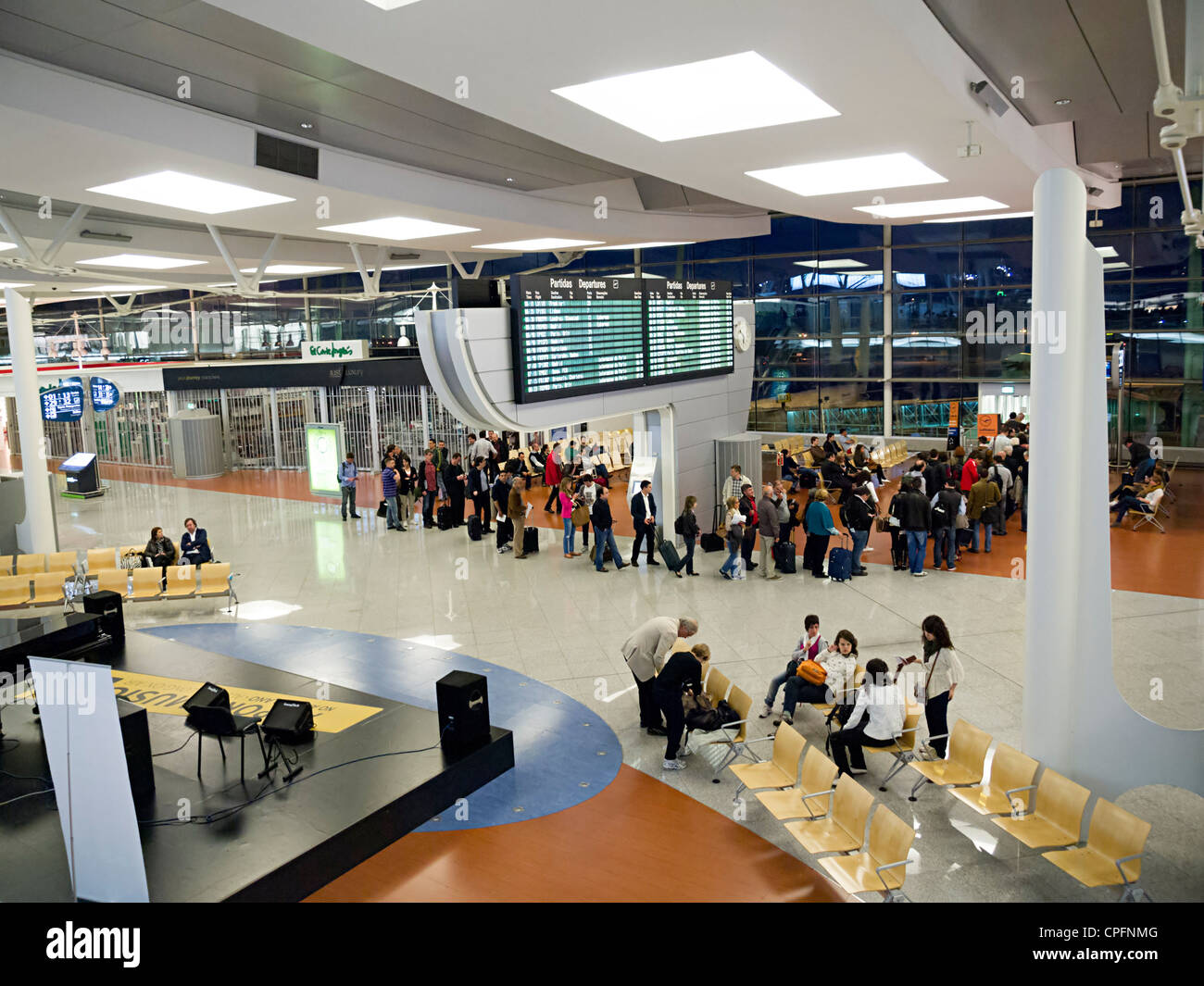 Sá Carneiro Flughafen-terminal in Porto, Portugal Stockfoto