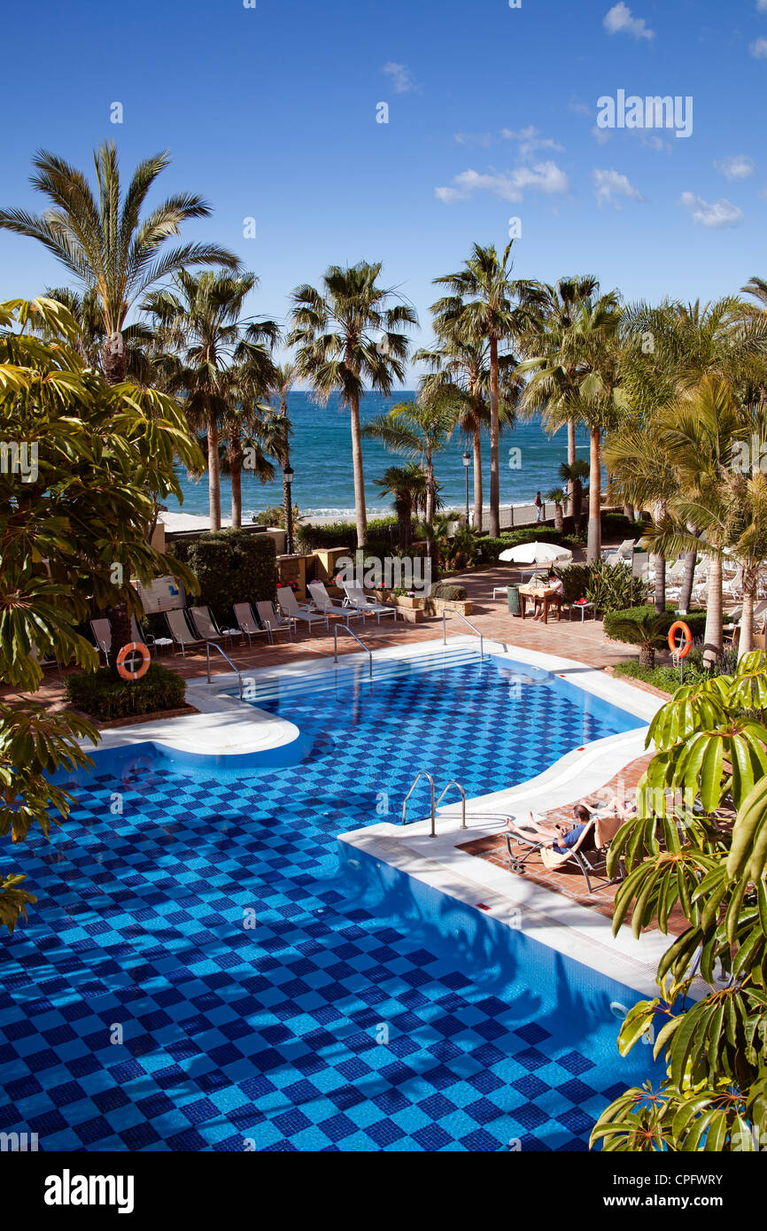 Fuerte Miramar Hotel Pool Marbella Malaga Costa Del Sol Andalusien Spanien Stockfoto