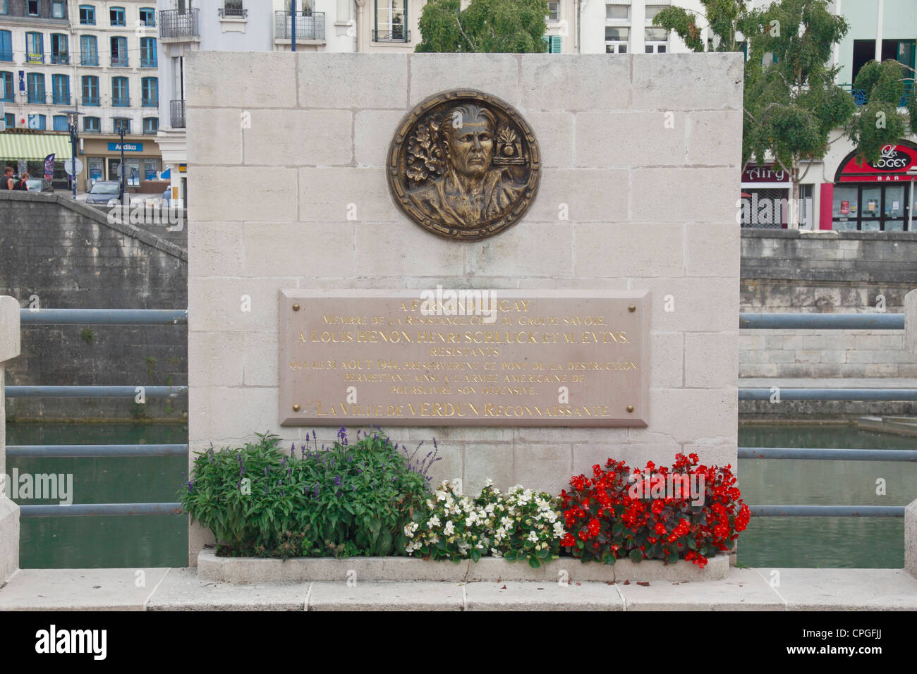 Denkmal für Widerstandskämpfer Fernand Legay auf dem Kai in Verdun, Maas, Lothringen, Frankreich. Stockfoto