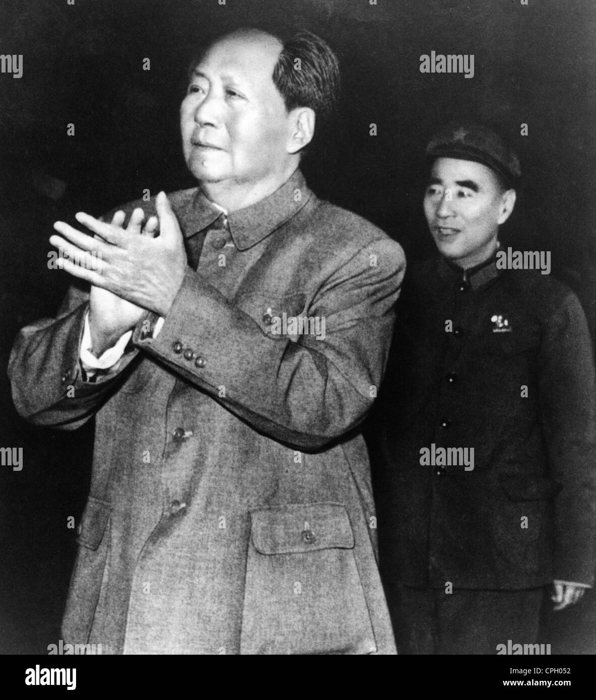 Mao Zedong, 26.12.1893 - 9.9.1976, chinesischer Politiker (CPC), Vorsitzender der Kommunistischen Partei Chinas 20.3.1943 - 9.9.1976, mit Lin Bao, 1967, Stockfoto