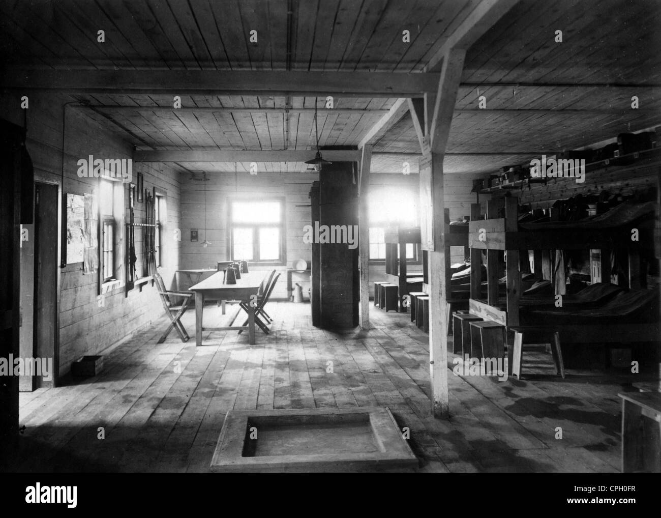 Veranstaltungen, erster Weltkrieg / 1. Weltkrieg, Rückbereich, Ostfront, Waggonlager der Wehrmacht Woyrsch in Linova, Russland, 1916/1917, Zusatzrechte-Freiräumungen-nicht vorhanden Stockfoto