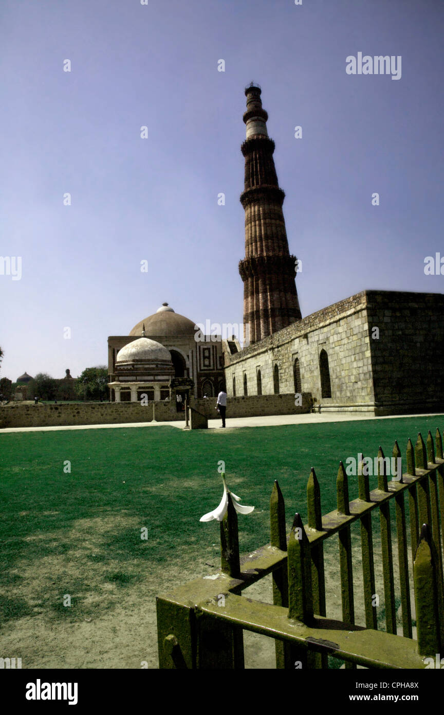 Qutab Minar in Delhi Stockfoto Qutab Minar in Delhi Stockfoto