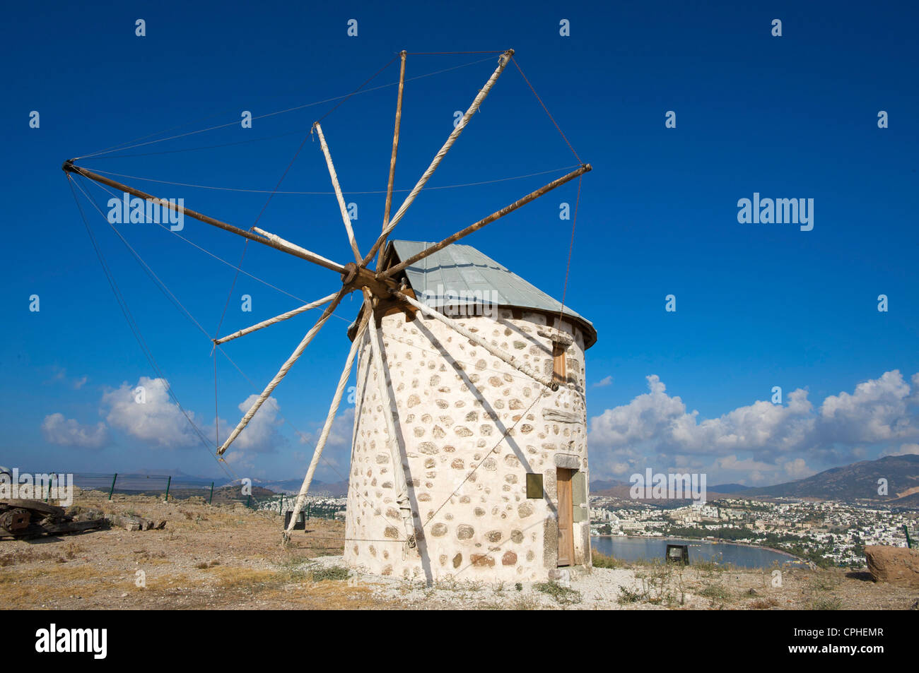 Türkei, Ägäis, Türkische Ägäis, Europa, europäische, Bodrum, Windmühle, Windmühlen, Gebäude, Bauten, Architektur, Stockfoto