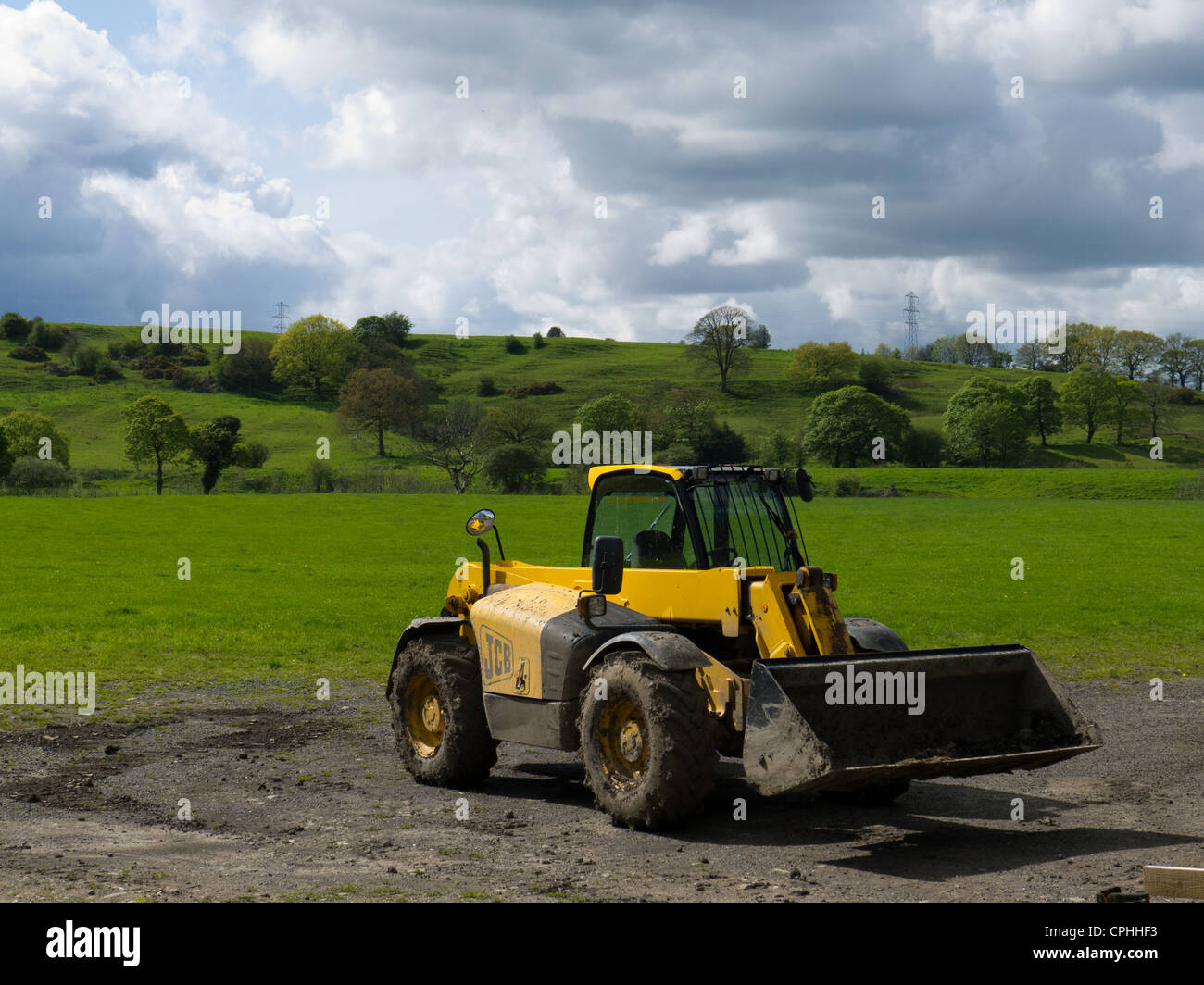 JCB-Handler in ländlicher Umgebung Stockfoto