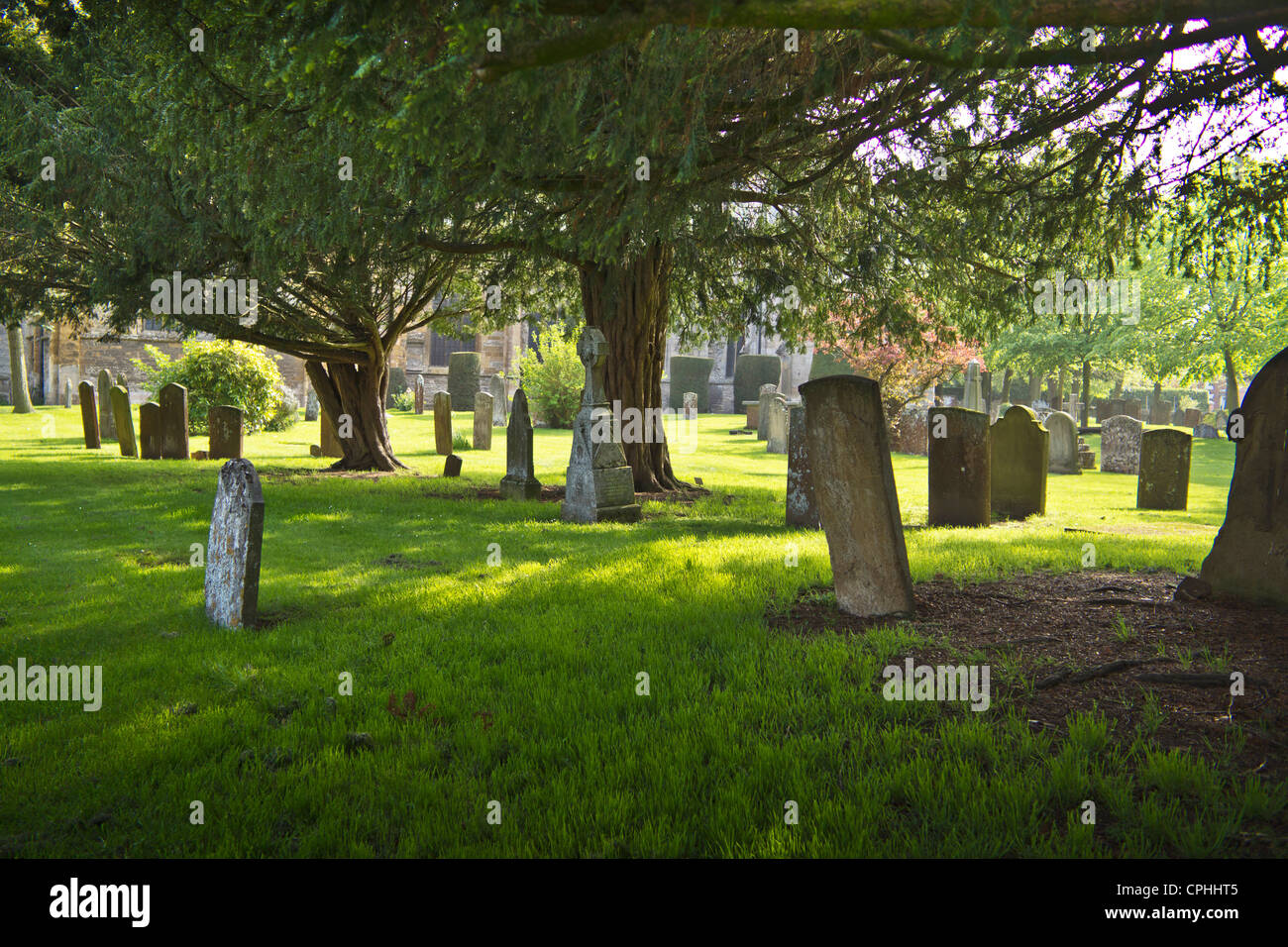 FRIEDHOF HOLY TRINITY CHURCH STRATFORD-UPON-AVON WARWICKSHIRE SHAKESPEARES Stockfoto