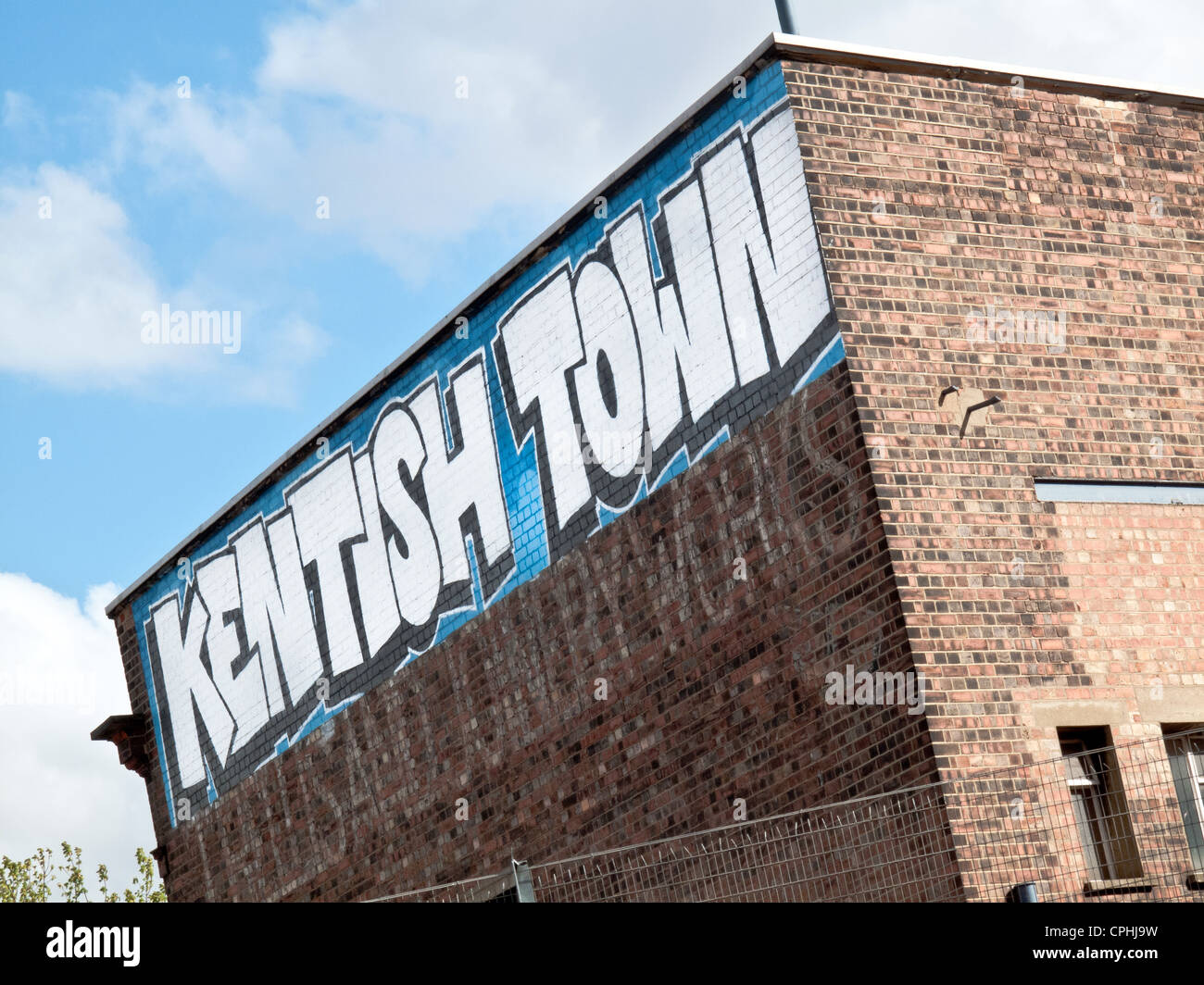 Graffiti zu unterzeichnen, für Kentish Town, London, England, UK Stockfoto