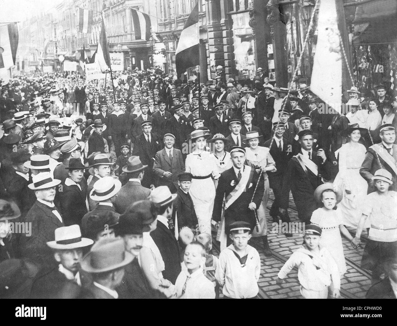 Demonstration gegen den Vertrag von Versailles, 1919 ...