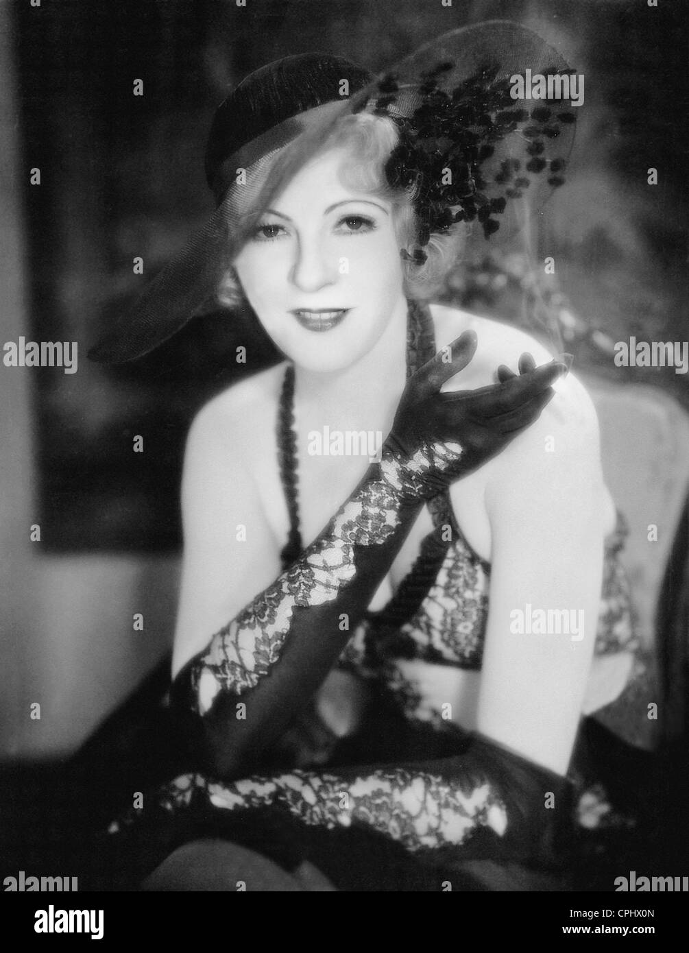 Mady Christen im "Salon Dora Green", 1933 Stockfoto