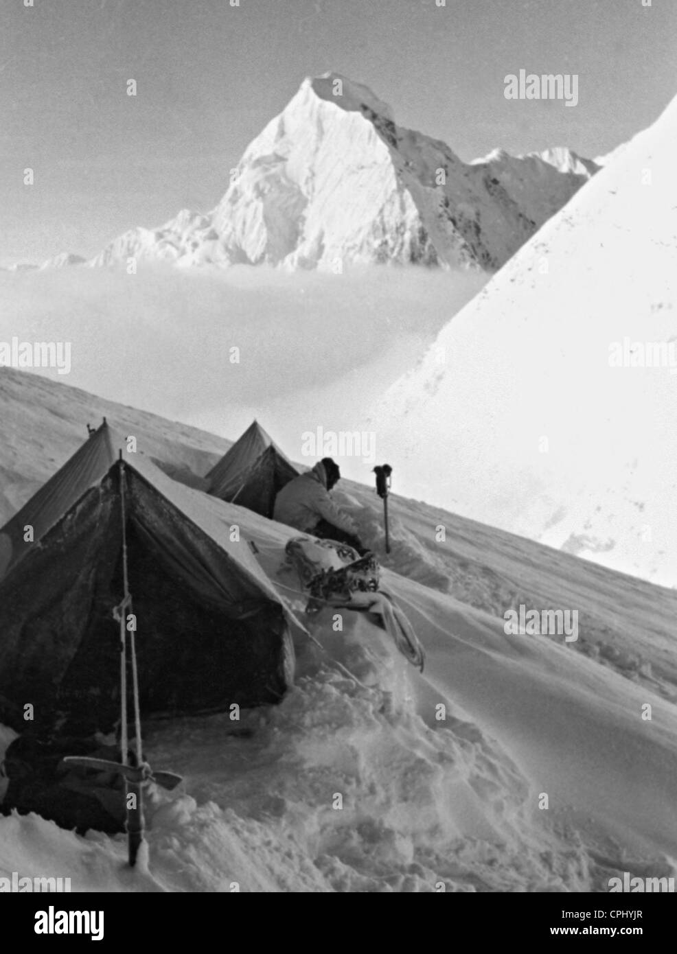 Der Gipfel des Berges Zelt im Himalaya, 1939 Stockfoto