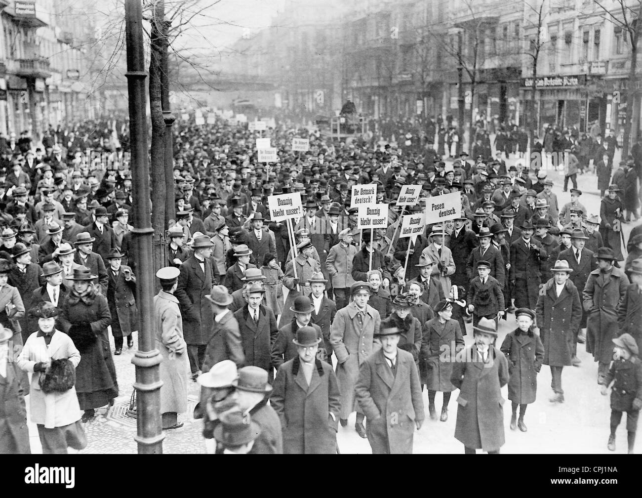 Demonstration gegen die Trennung von den Ost-Gebieten, 1919 Stockfoto