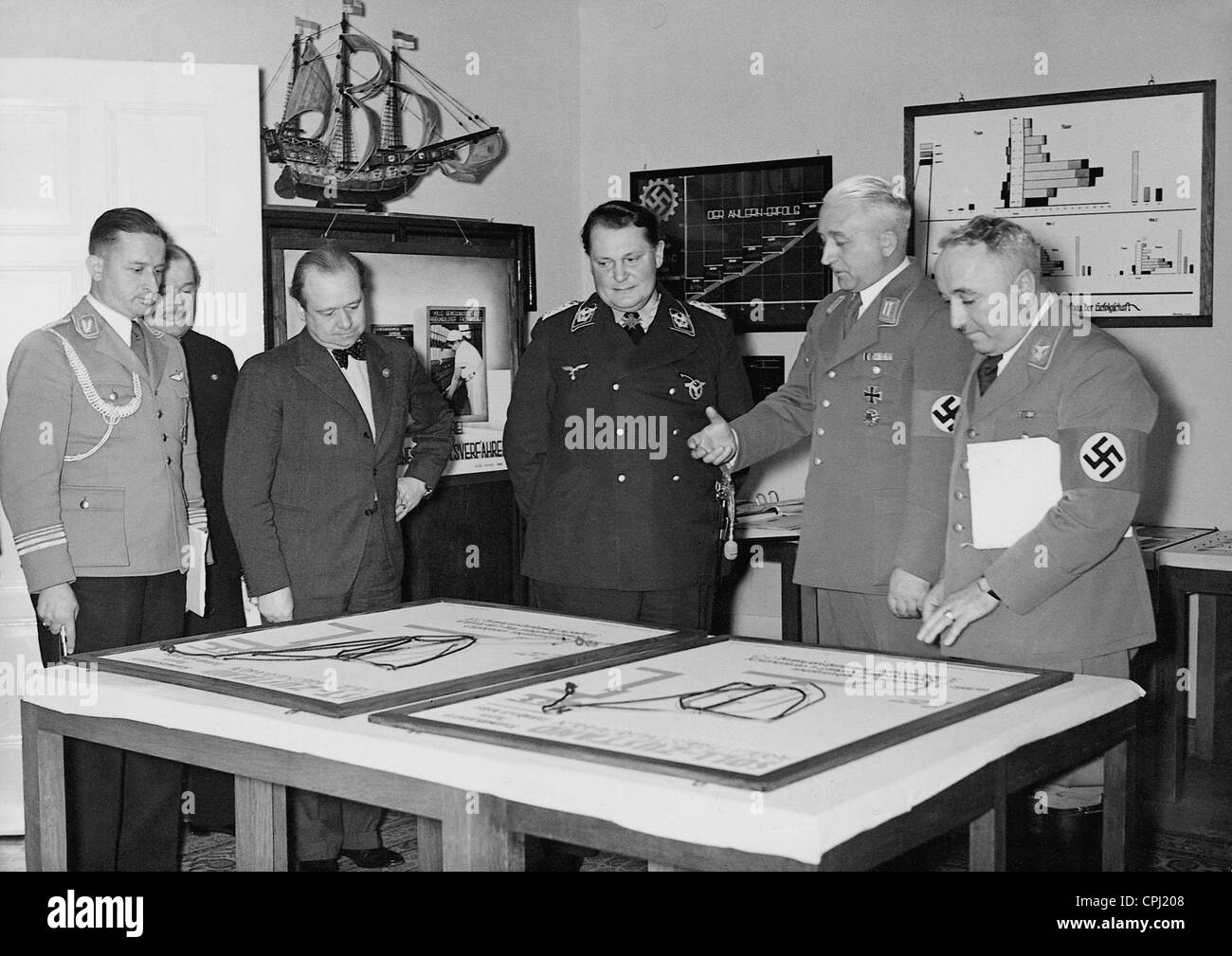 Marenbach, Ferdinand Porsche, Paul Korner, Hermann Göring, Arnold