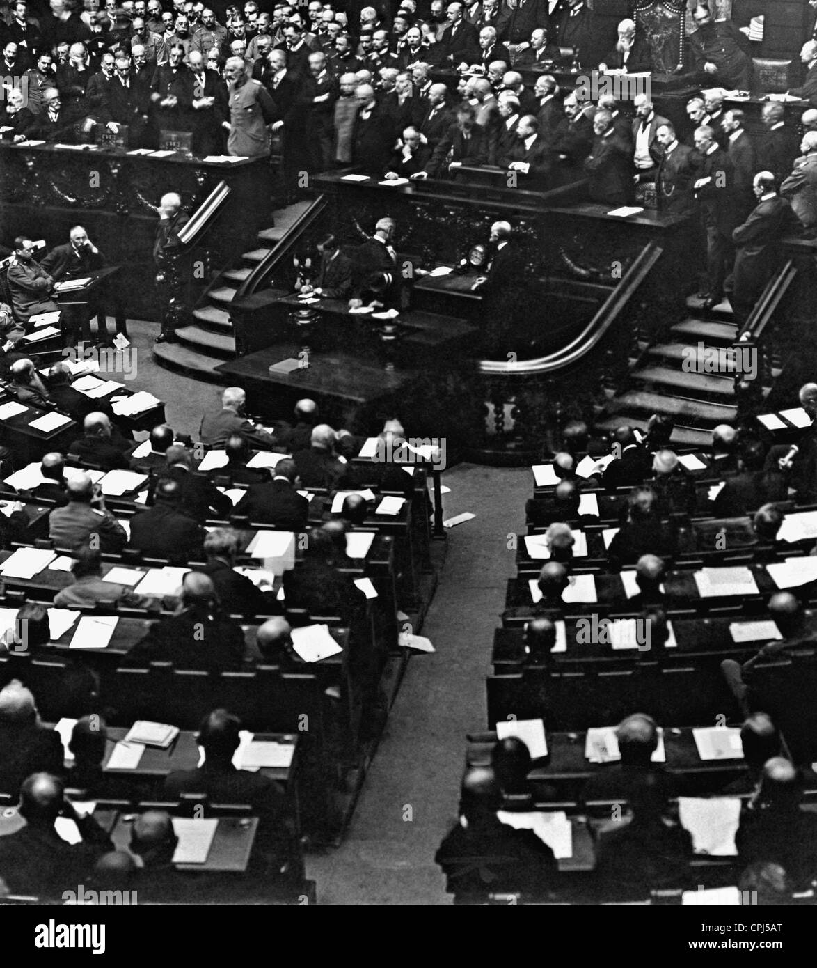 Theobald Bethmann Hollweg spricht im Reichstag, 1916 Stockfoto